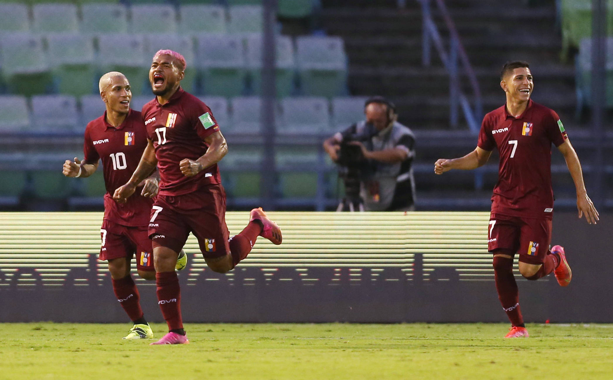 巴西男篮险胜委内瑞拉，挺进南美锦赛决赛