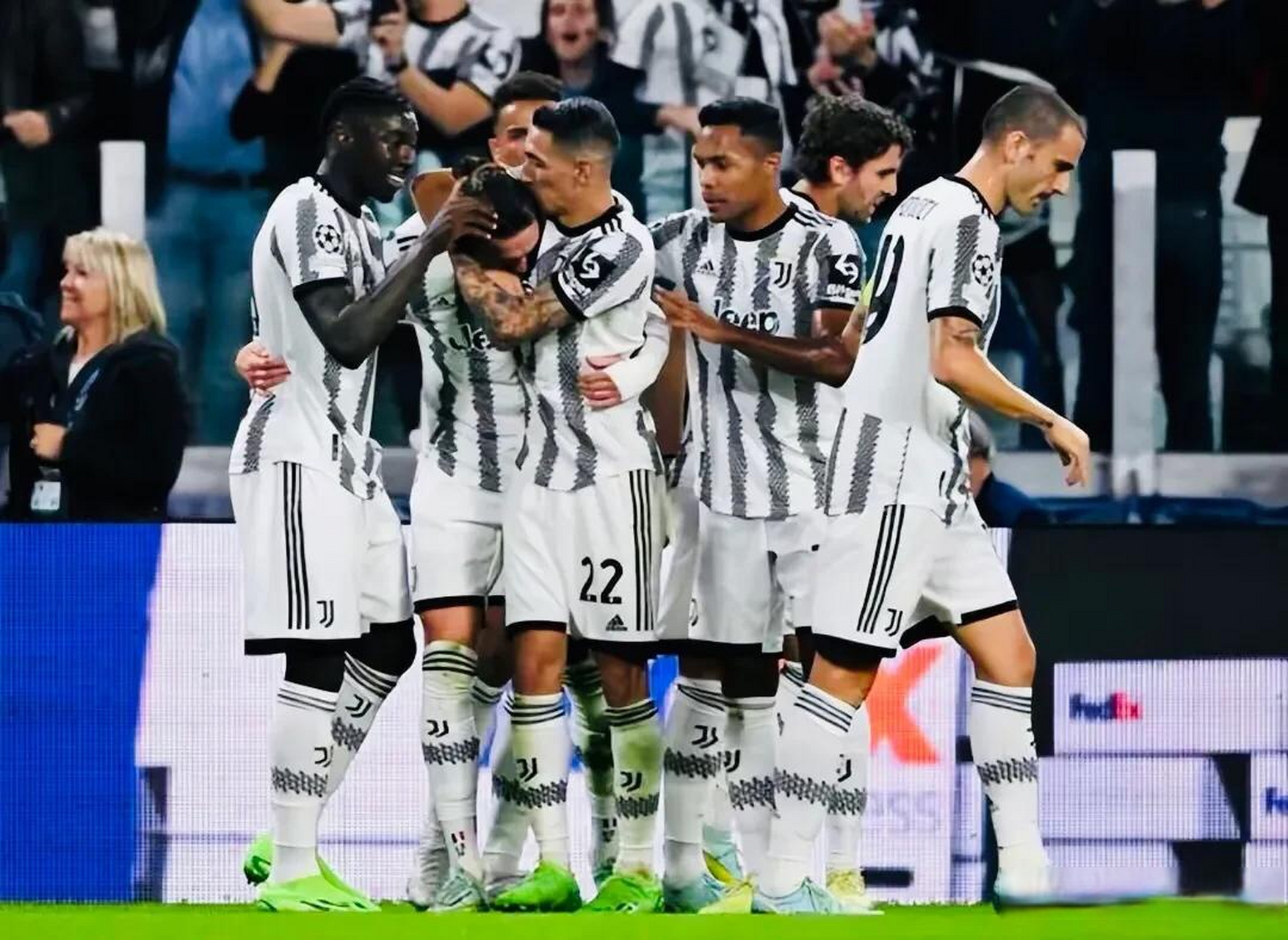 包含切尔西客场告捷，晋级欧冠强的词条