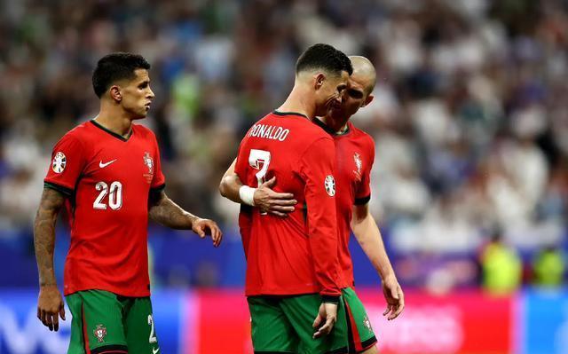 俄罗斯挑战葡萄牙，欧洲杯预选赛硬仗连连的简单介绍