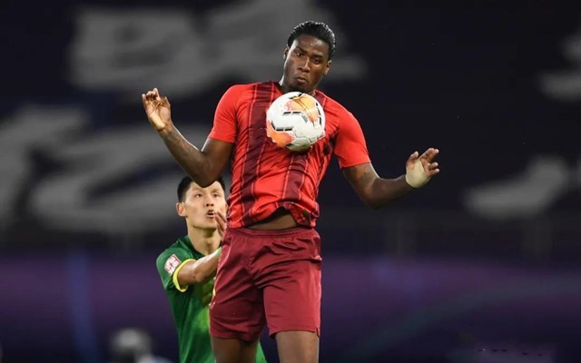 泰山五连胜继续领跑积分榜，尤文图斯主帅陷下课危机！的简单介绍